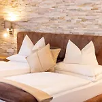 Austria - Inklusive Joker Card Im Sommer Hotel