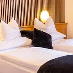 Austria - Inklusive Joker Card Im Sommer Hotel