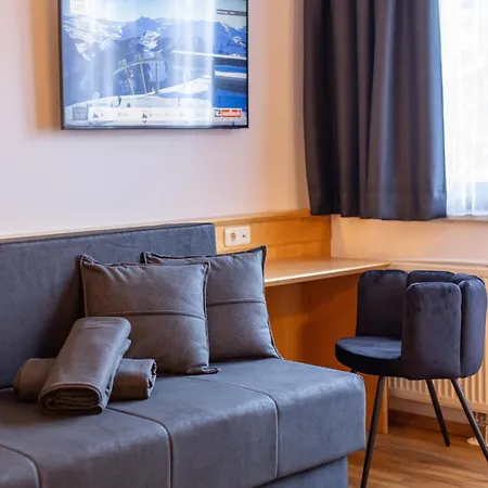 Austria - Inklusive Joker Card Im Sommer Hotel