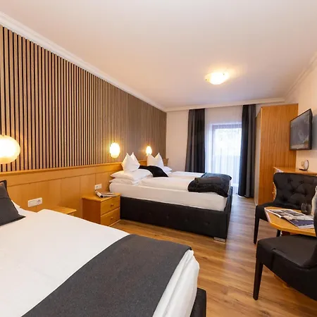 Austria - Inklusive Joker Card Im Sommer Hotel